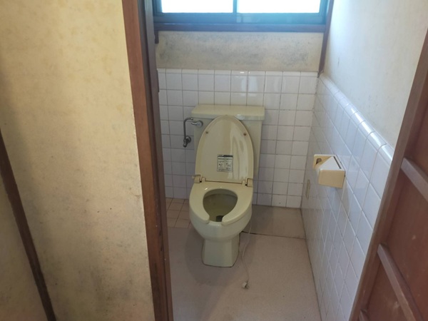 いすみ市日在_内外装フルリフォーム_トイレ (1)